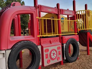 Mission Oaks Recreation and Park District Office