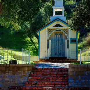 Tiny Chapel