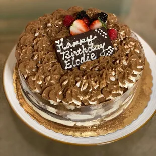 Tiramisu Cake