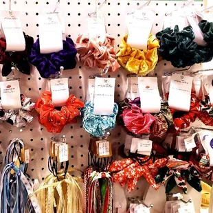 Need hair scrunchies or hair bows.. we have several great merchants that make and design these!