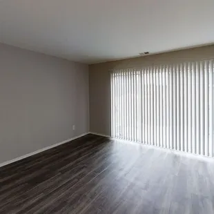 Upgraded Hancock  2 Bedroom Townhome