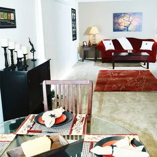 open view dinning room to living room