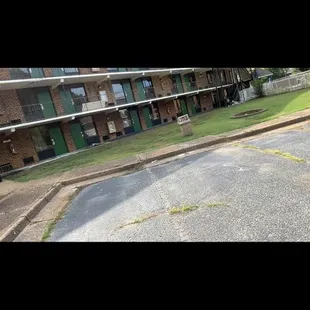 Williamsburg Suites property!  0 out of 10, don't stay there. THIS is how it really looks as June 28, 2024.