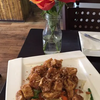 L16. Pad Kartiam Lunch Special