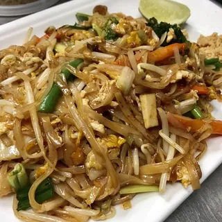 N1. Pad Thai Noodle