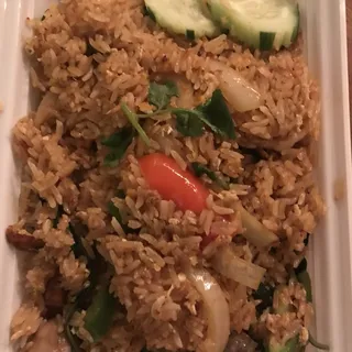 R4. Tom Yum Fried Rice