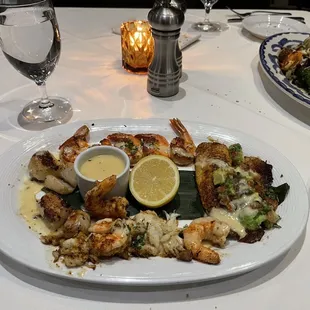 Broiled Seafood Platter