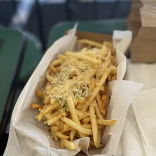 Garlic fries