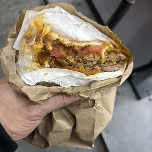 Triple chili burger