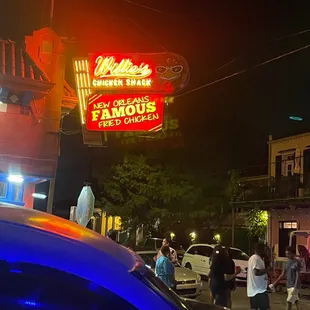 Willie&apos;s famous New Orleans Chicken