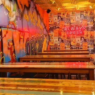 Willie&apos;s Chicken Shack - Interior