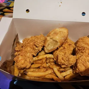 fried chicken, bbq chicken, bbq wings, chicken wings and fried chicken, poultry, chicken wings, chicken, fried chicken wings, food