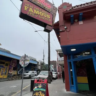 a sign for a restaurant