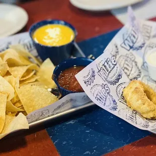 Starter: Chips with Queso and Hand Breaded Onion Rings