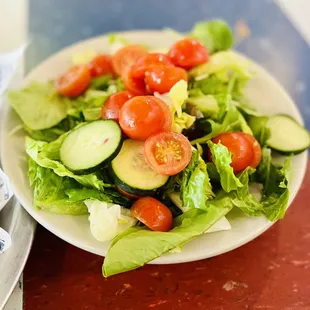 The House Salad with no cheese, onions, or croutons