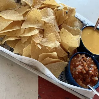 Chips with Queso