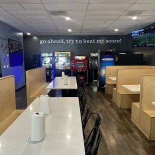sushi and sashimi, interior