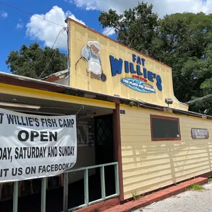 Fat Willies Fishcamp