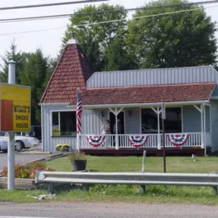a view of the outside of the building