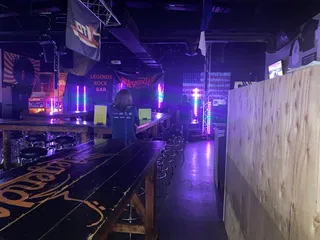 Legends Brews and Cues