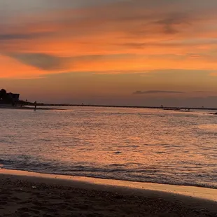 Willoughby Beach