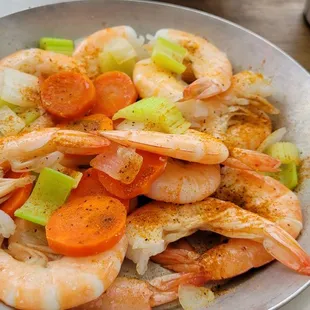 Steamed shrimp