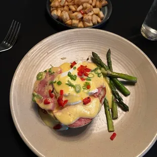 Classic Egg Benedict
