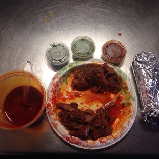 La mitad  carne  I la mitad gordo o grasa  que asco