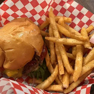 Cheeseburger and fries