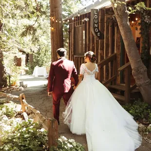 Snacks for the guests inside the lounge. Photography: https://www.corazonphotography.net/