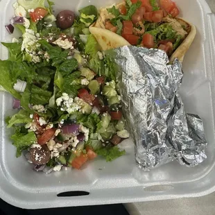 Willy 's Greek Chicken Wrap