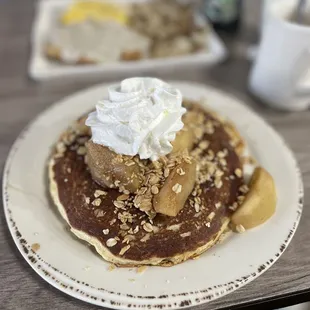 Granola Pancakes
