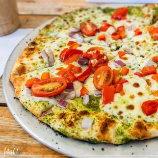 The Kitchen Garden pizza - yum!! (close up)