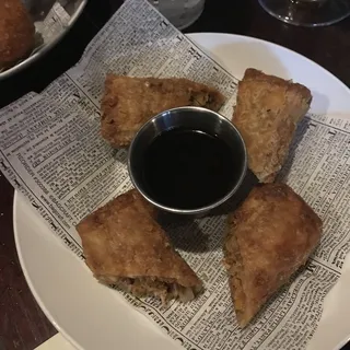 Pulled Pork Egg Rolls