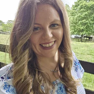 Katie W.