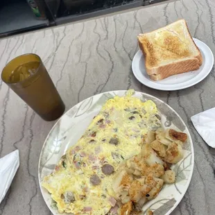 Meat combo omelette with added mushrooms