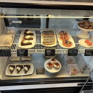 Oh, I really wanted the fresh fruit tart- but really had to restrain myself! Next time!