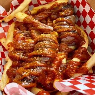 Currywurst fries
