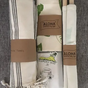 Turkish Towel, Aloha Makes My Day Bandana, Diamond Head Sticker &amp; Aloha Makes My Day Banner