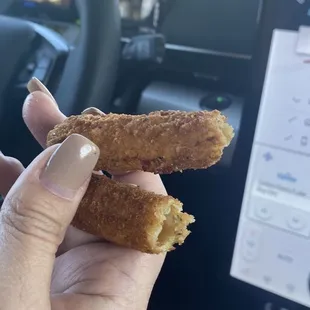 Mozzarellaless mozzarella sticks