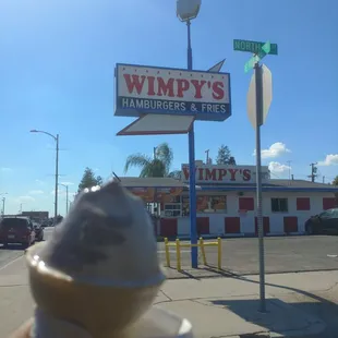 Stopped in after a baseball game in town and enjoyed a delicious burger. Everything was fresh and delicious. Friendly staff and clean place.