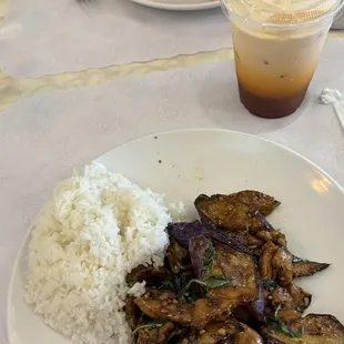 Lunch deal: Basil Eggplant, chicken and prawns for lunch with a Thai iced tea!