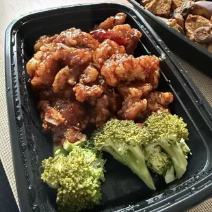 General Tsao Chicken
