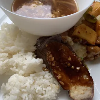 Basil Eggplant with Chicken and Prawns