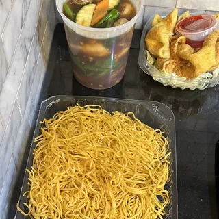 Hong Kong Style Crispy Noodle