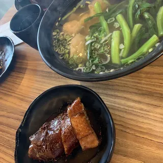 Wonton with Pork and Shrimp with soup (no noodle)