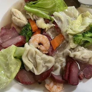 Added bbq pork.. won ton so fluffy/tasty!