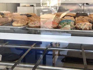 D & H Donuts