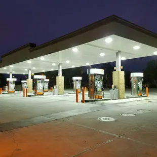 Our new pumps are fast and will take all mobile pay with our 76 app that makes it fast and easy!