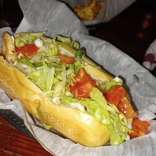 Shrimp po boy was delicious.